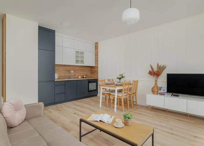 Cozy Apartment Orawska With Balcony By Noclegi Renters