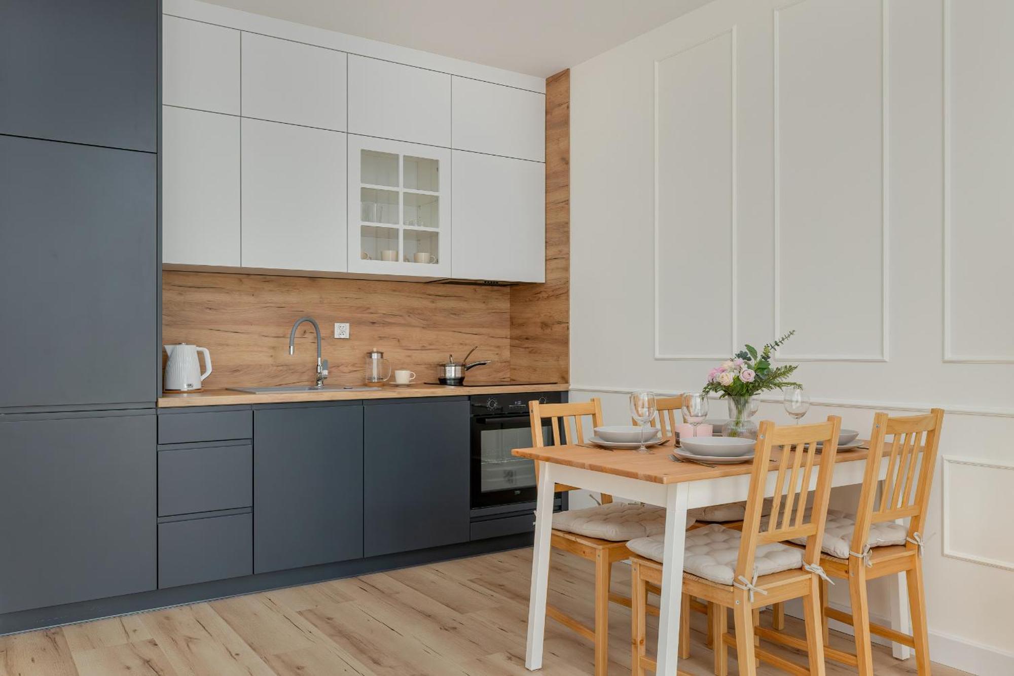 Apartment Cozy Orawska With Balcony By Renters Krakow